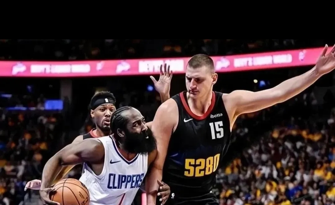 哈登重返赛场，夺冠首场状态出色，掘金观众沸腾！-爱游戏官方入口